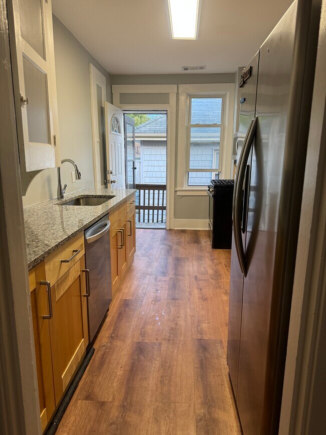 newly updated kitchen - 1411 Beechview Ave