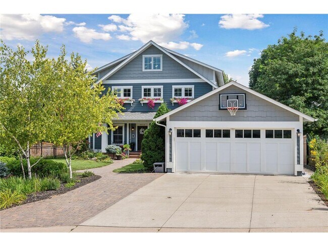 Building Photo - 4015 Wood End Dr