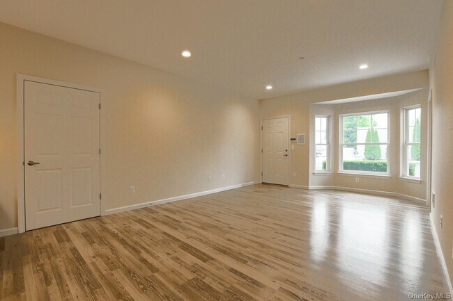 Foto del edificio - 1-16 Grace Ln