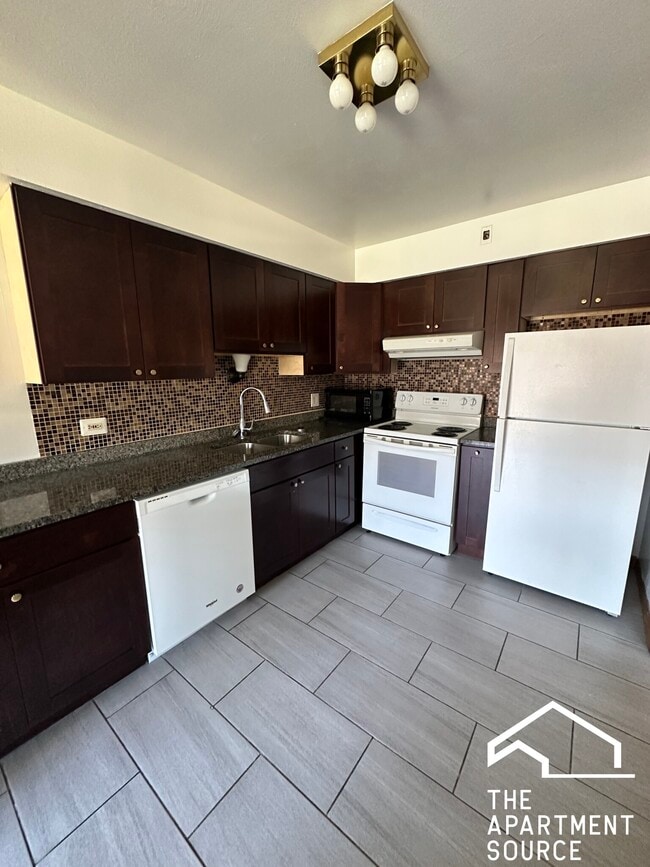 Foto del edificio - 1639 Oakwood Ave