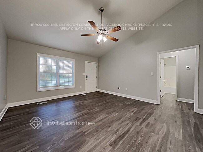 Building Photo - 855 Loch Lomond Cir