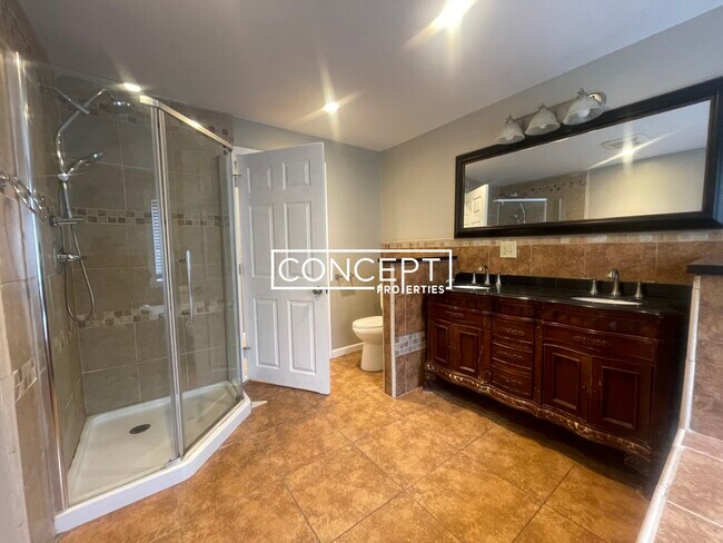 Building Photo - 44 Norfolk Rd