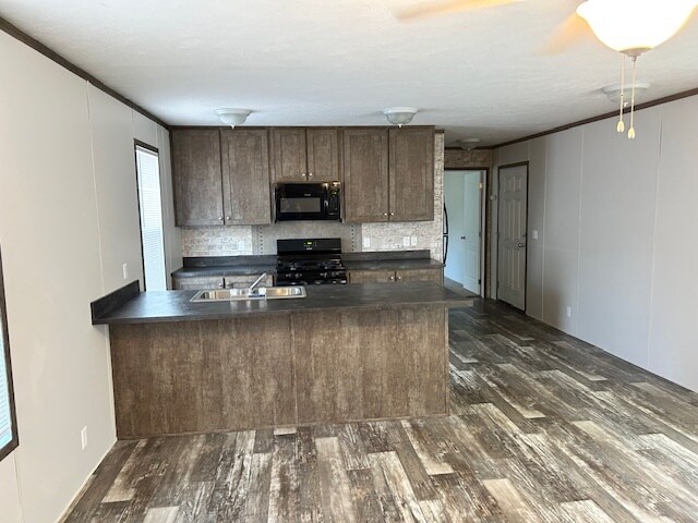 Foto del edificio - 3 bed/2 bath home over 1000 sq/ft