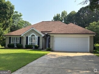 Building Photo - 55 Pne Mdw Dr