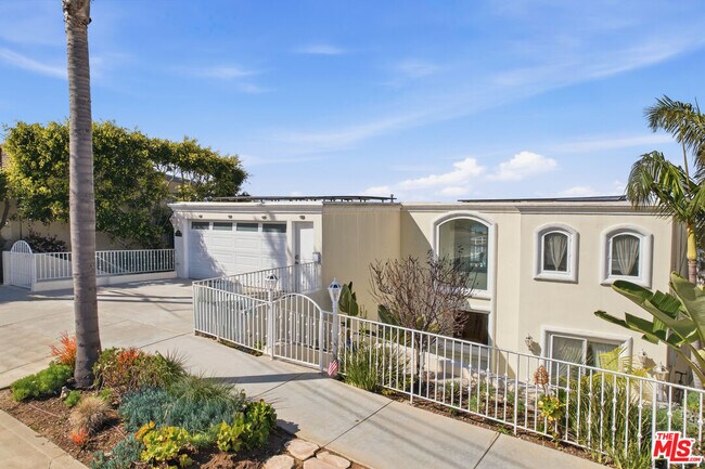 Foto del edificio - 8120 Billowvista Dr