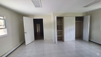 Building Photo - 123 75th St