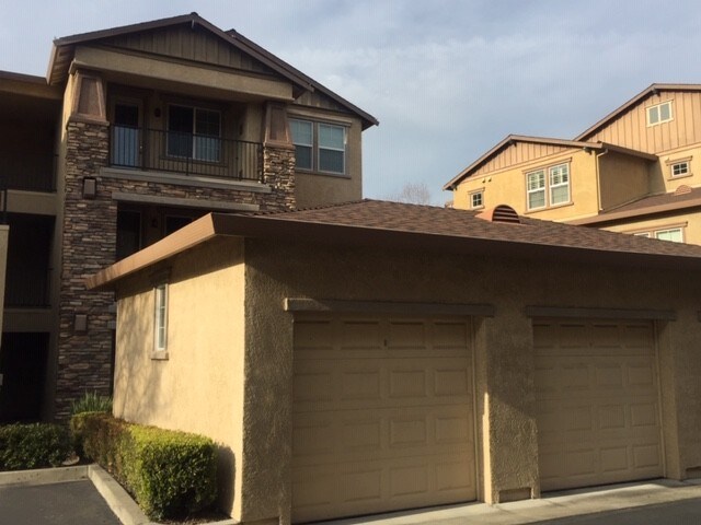 Building Photo - 6581 Hearthstone Cir