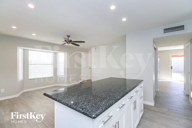 Foto del edificio - 19831 N 48th Ln