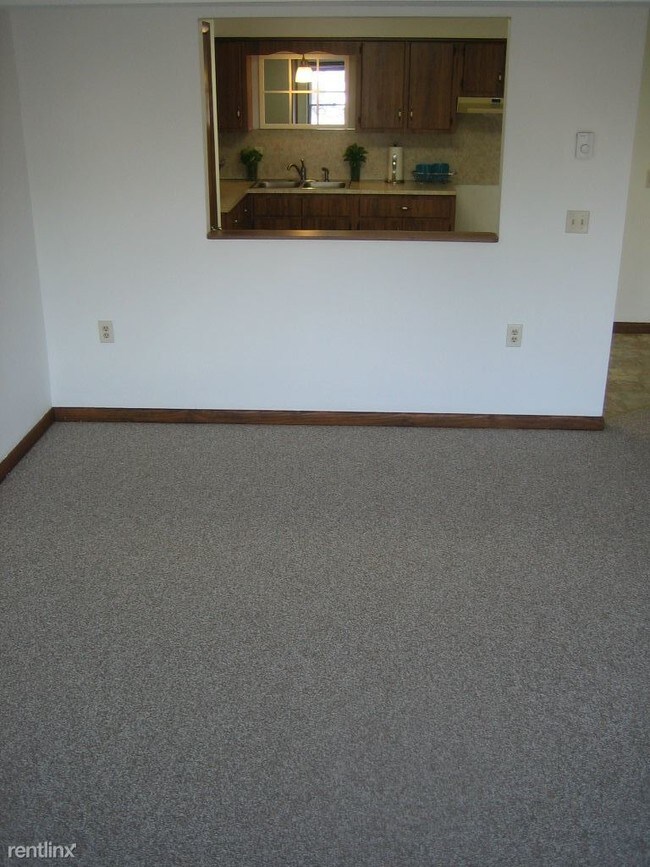 Building Photo - 200 Kennedy Dr