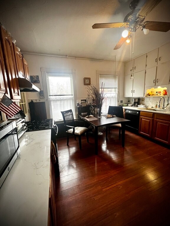 Primary Photo - 40 Perry St