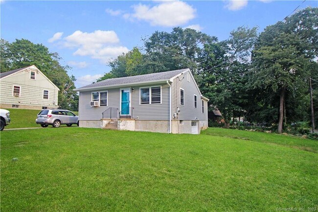 Foto del edificio - 55 Pawcatuck Ave