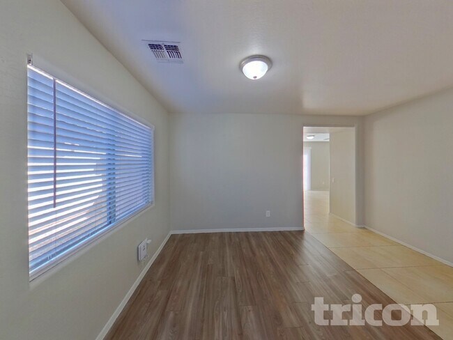 Foto del edificio - 19101 N Meghan Dr