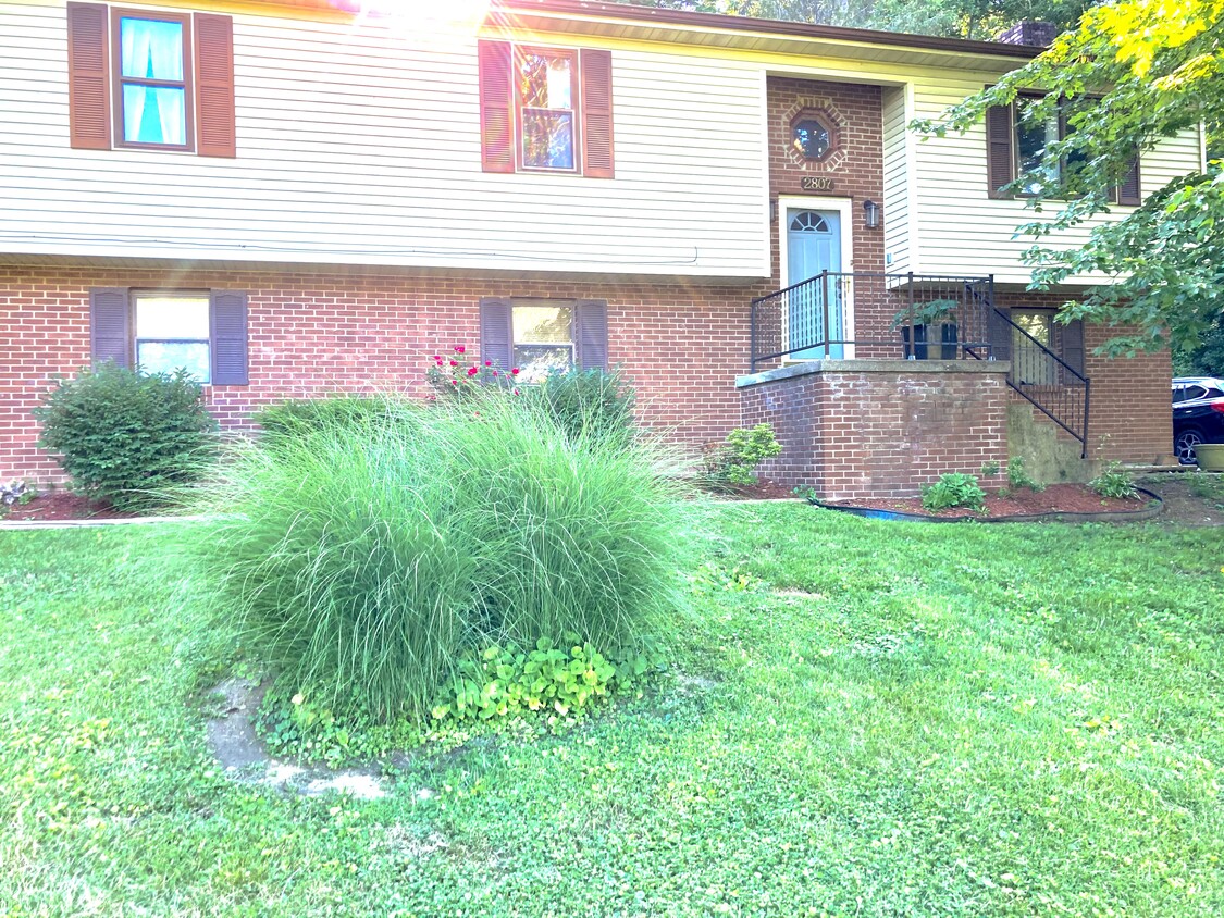 Foto principal - 2807 Scaffold Cane Rd
