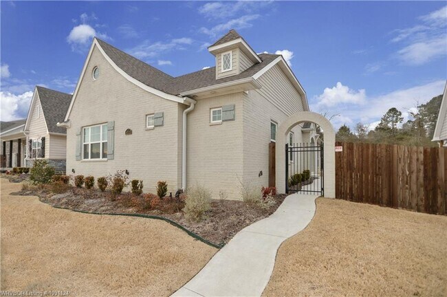 Foto del edificio - 8115 Donnington Ct