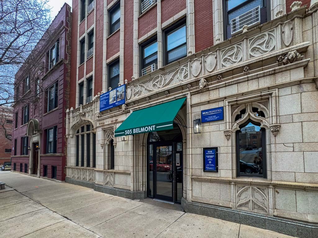 Primary Photo - 508 W Belmont Ave