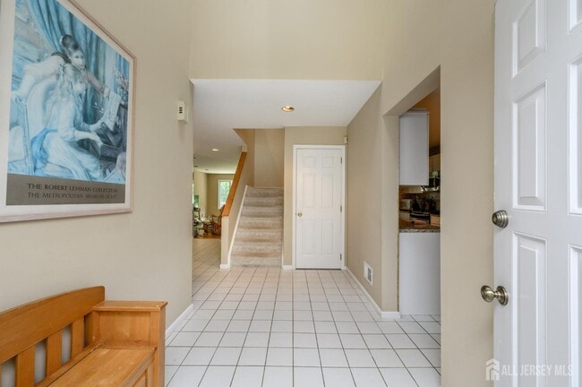 Building Photo - 84 Ridge Dr