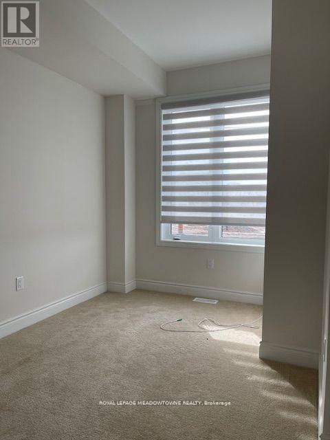 Photo du bâtiment - 3315 SIXTH LINE