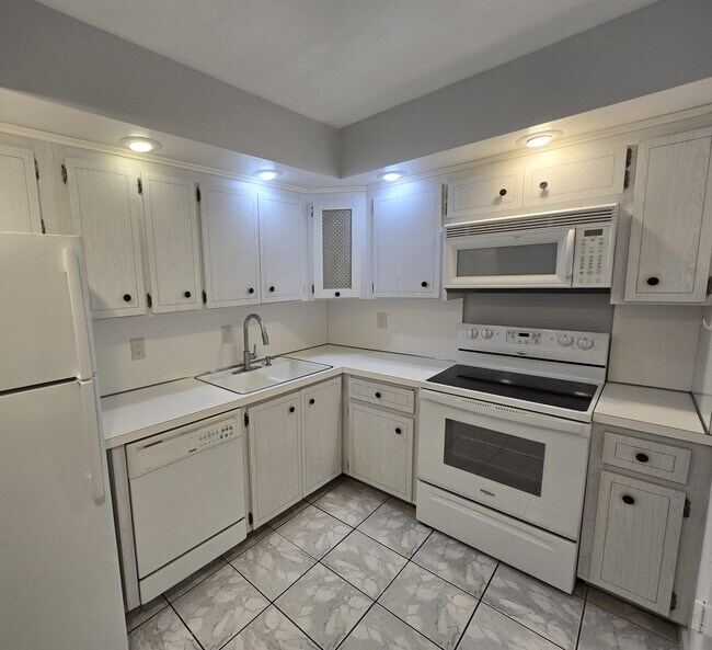 Foto del edificio - 5840 NE 22nd Way