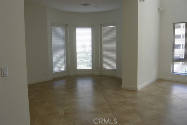 Building Photo - 29 Vantis Dr