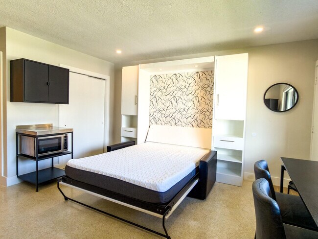 Foto del edificio - 47 NE 16th Pl