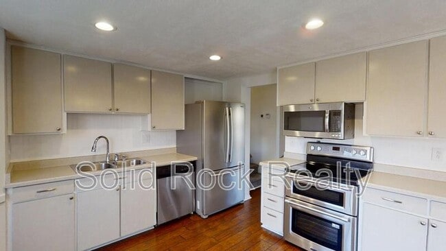 Foto del edificio - 4811 Villa Cir