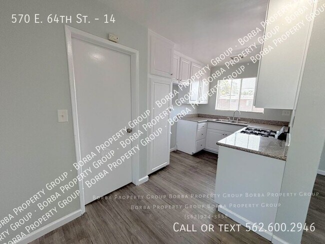 Building Photo - 1 BEDROOM | 1 BATHROOM APARTMENT WITH ONE ...