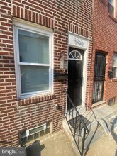 Building Photo - 902 Cantrell St