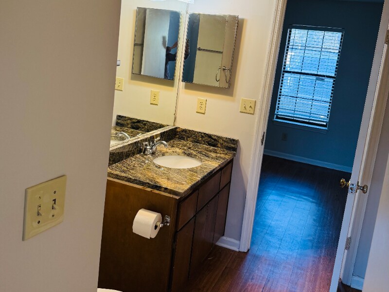 Foto del edificio - 105 Wisteria Ct