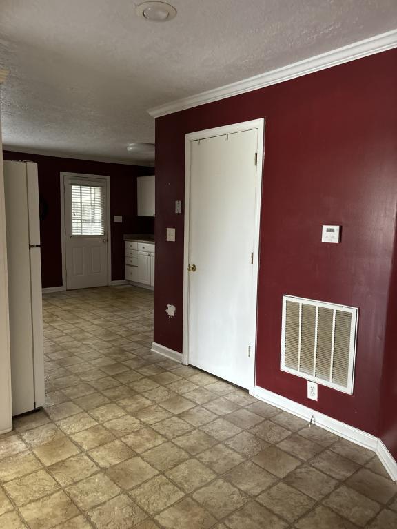 Foto del edificio - 1095 E Jackson St