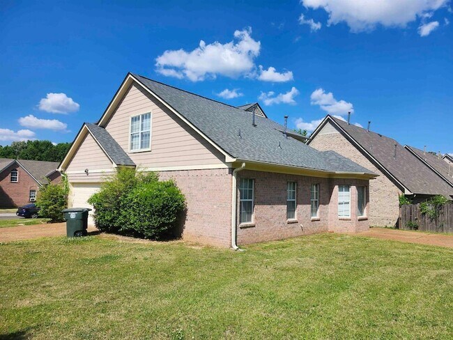 Foto del edificio - 6667 Einat Cove