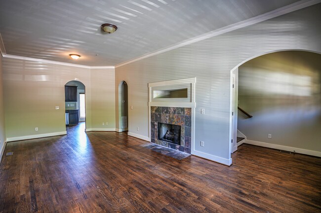Building Photo - 1342 Essex Manor Circle