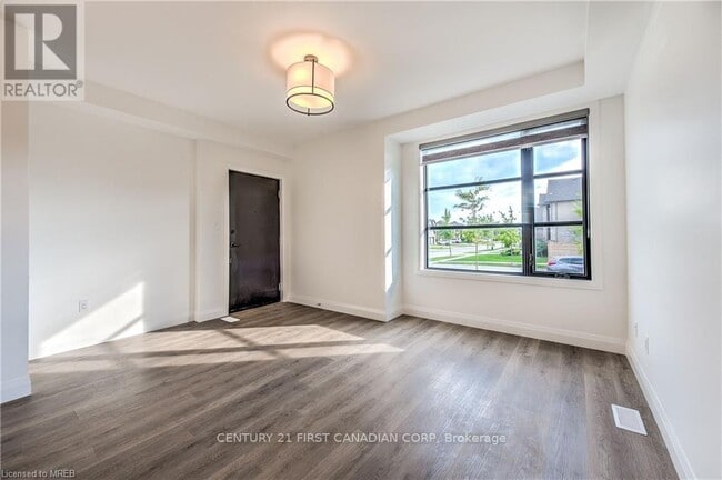 Building Photo - 3900 Savoy St