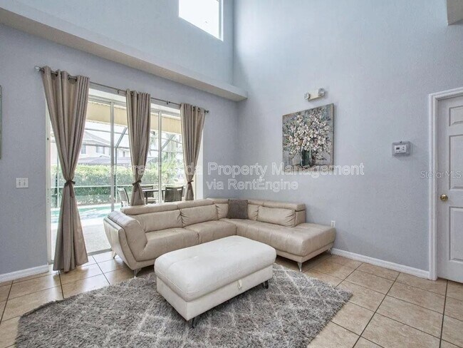 Building Photo - 2937 Sunset Vista Blvd