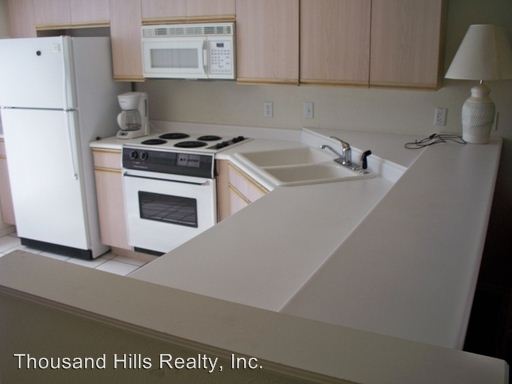 Foto del edificio - 720 Fall Creek Dr