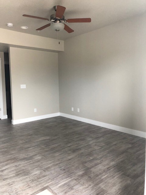 Building Photo - 4156 Crittenton Ln