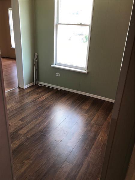 Foto del edificio - 228 E Laurel Ave