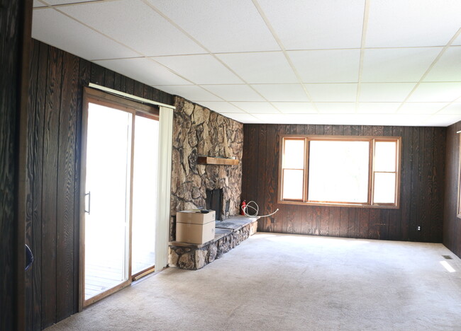 Building Photo - 5107 W Orchard Dr