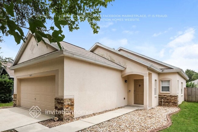 Foto del edificio - 7629 Clovelly Park Pl