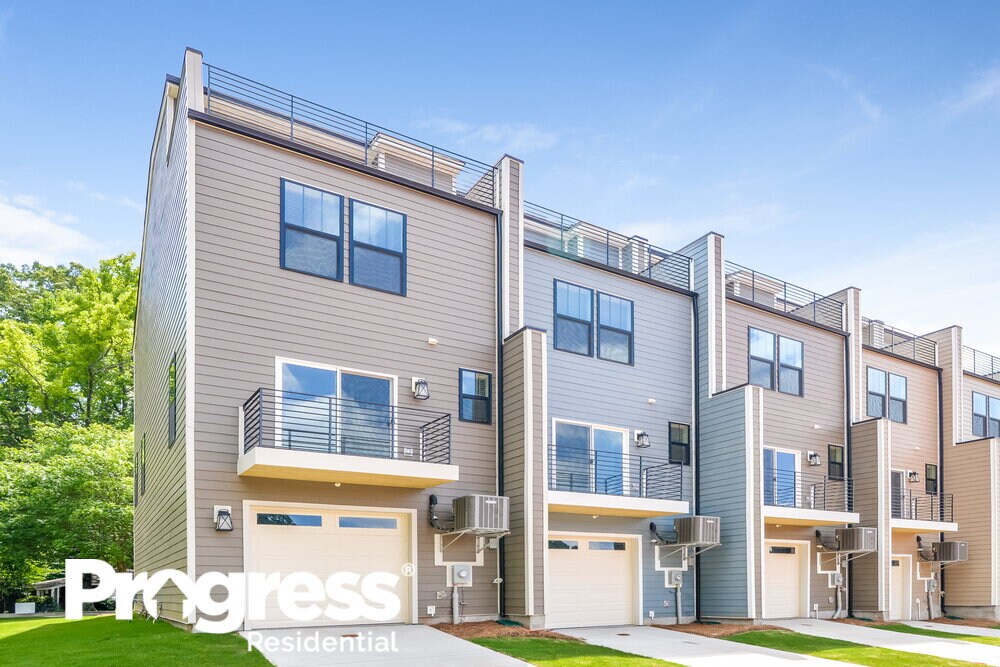 330 Freeland Ln, Charlotte, NC 28217 House for Rent in Charlotte, NC