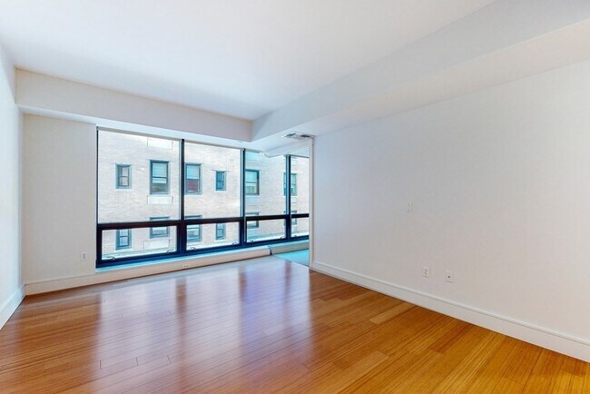 Building Photo - 45 Province St