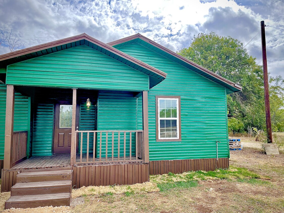 11326 Flores Luna Rd, Schertz, TX 78108 Townhome Rentals in Schertz