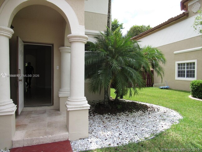 Building Photo - 14030 SW 51st Ln