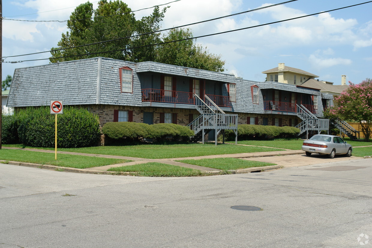 Foto principal - The Oaks at McFaddin