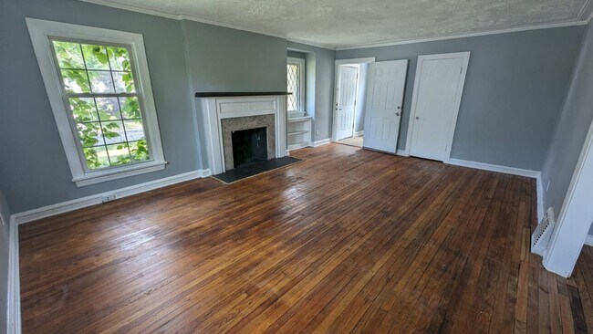 Foto del edificio - 3650 Daleford rd, Shaker heights, OH 44120