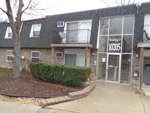Building Photo - 10205 86th Terrace