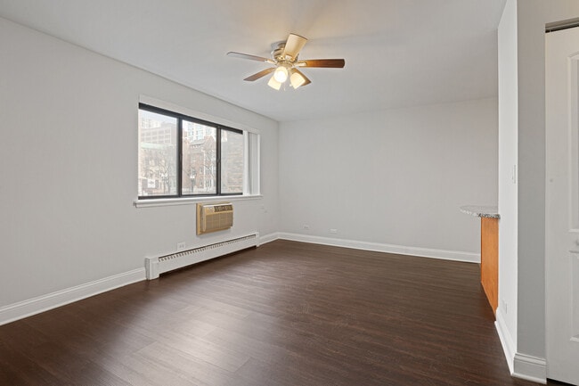 Foto del edificio - 5534 N Kenmore Ave