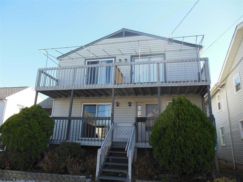 Foto principal - 9720 Winchester Ave