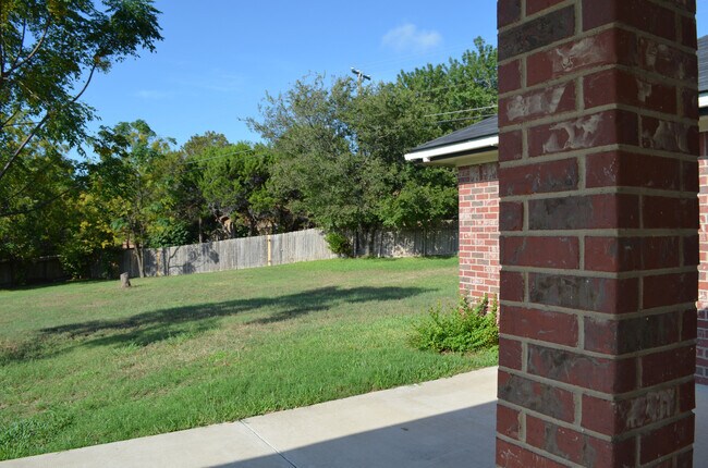 Foto del edificio - 3BR 2BA is located in a quiet Harker Heigh...