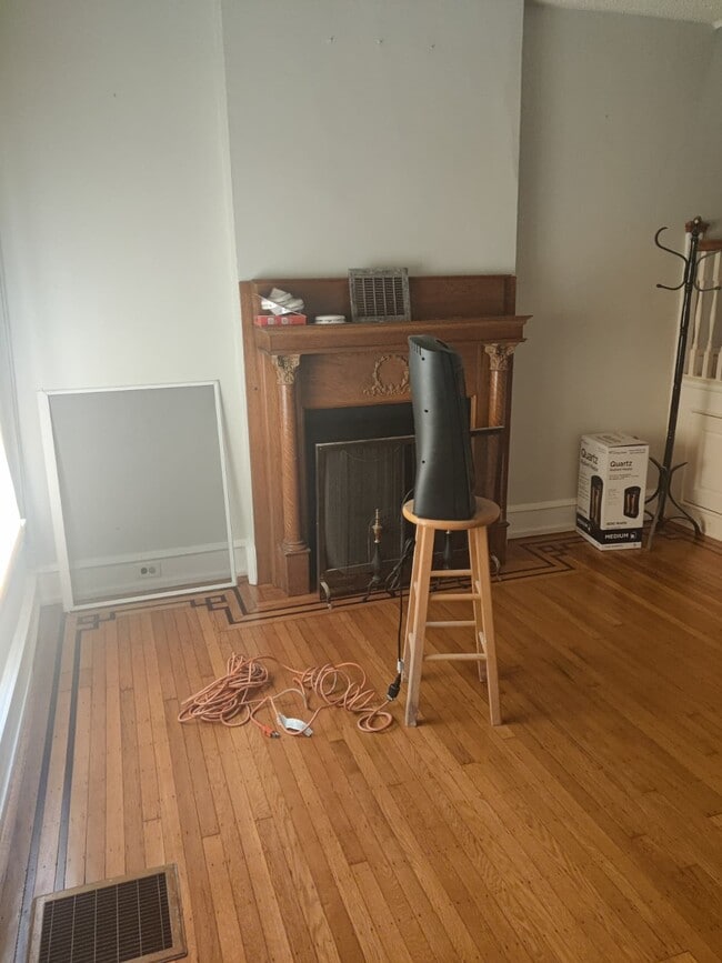 Foto del edificio - 5109 Walton Ave