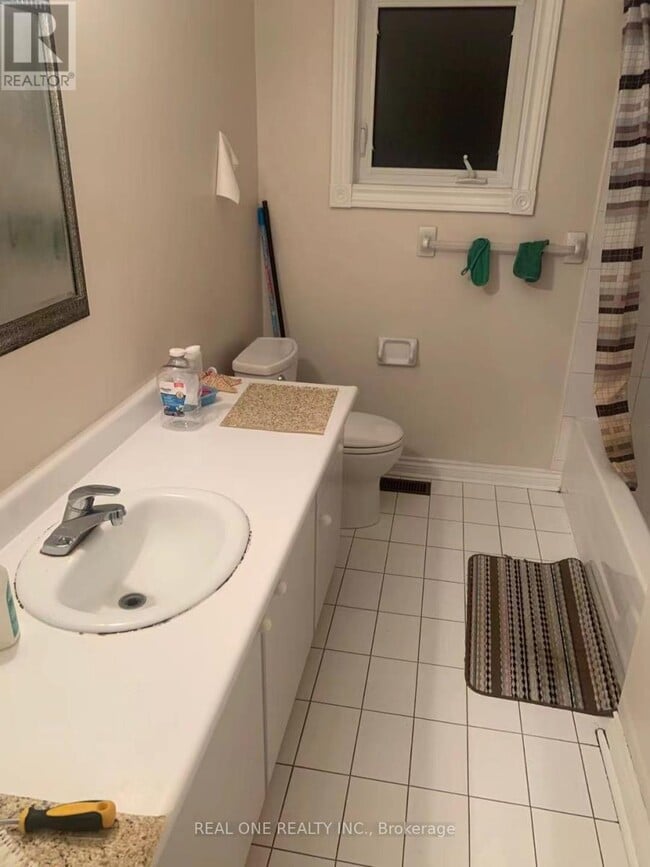 Building Photo - 5672 Shillington Dr